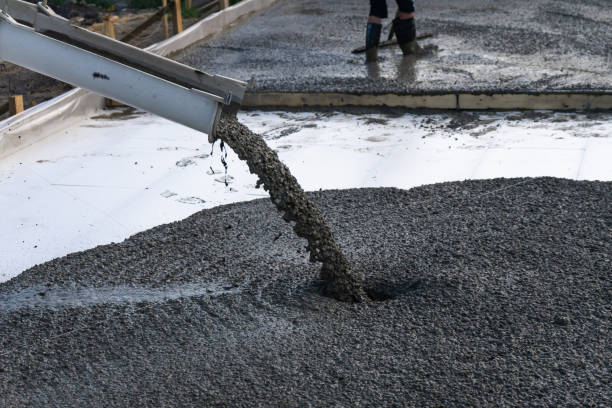 Best Concrete Sealing and Maintenance in Bloomfield, IA